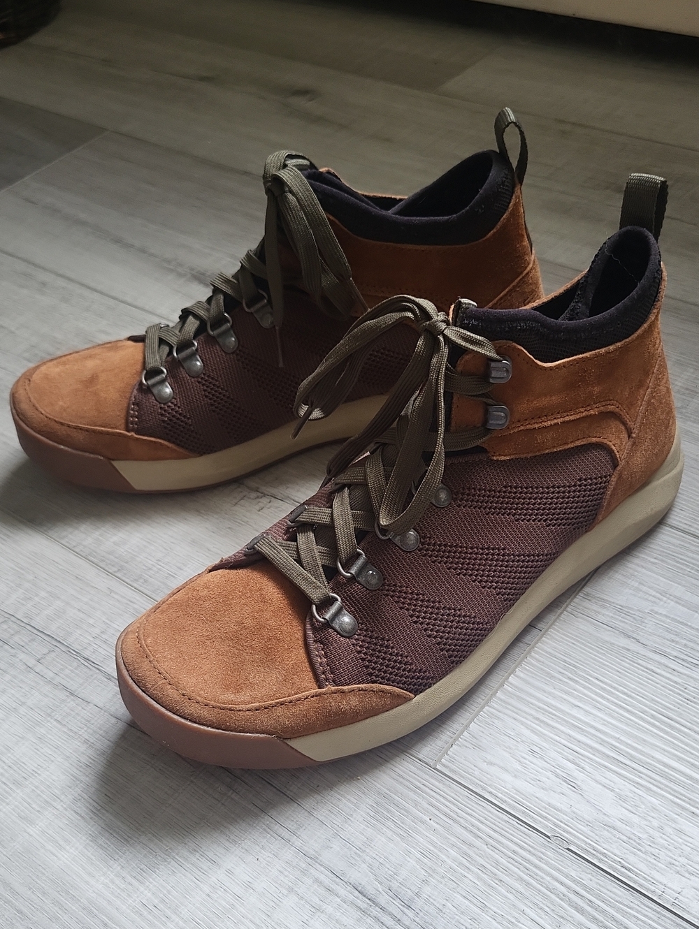 L.L. Bean Men's Mid-Hiker Suede Mesh Brown Shoes